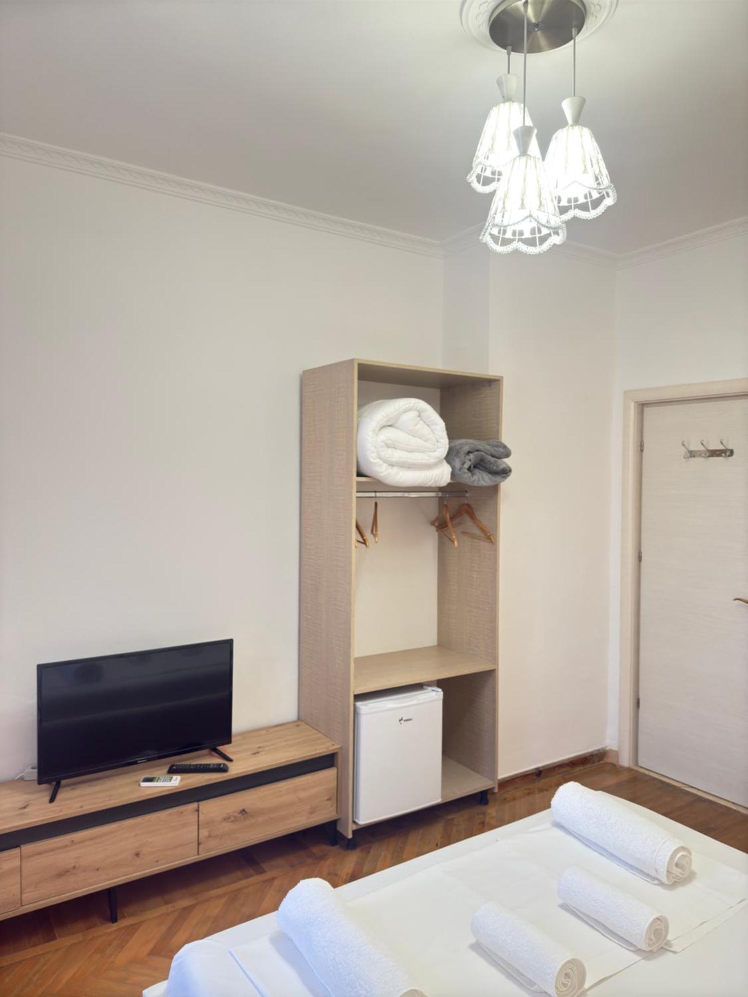 Hanna Guest House Пермети Экстерьер фото